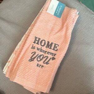 Pink kitchen towels